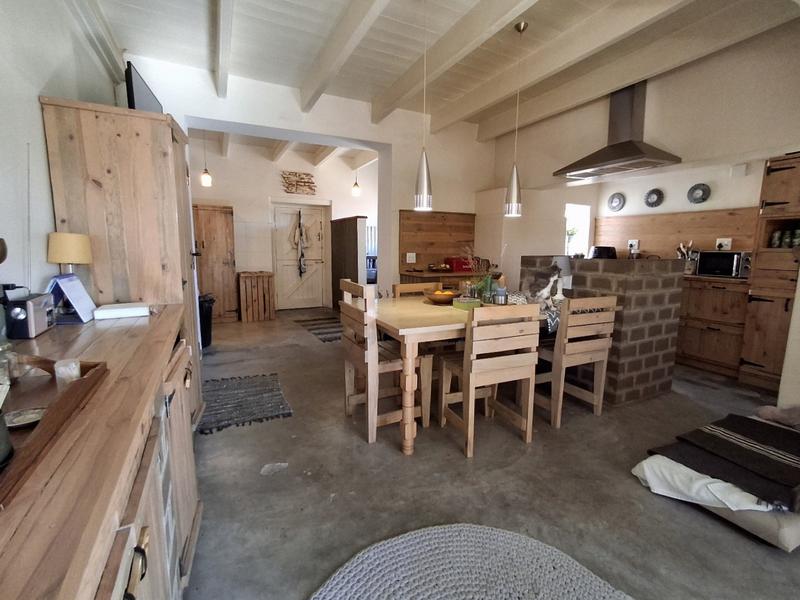5 Bedroom Property for Sale in Stompneus Bay Western Cape